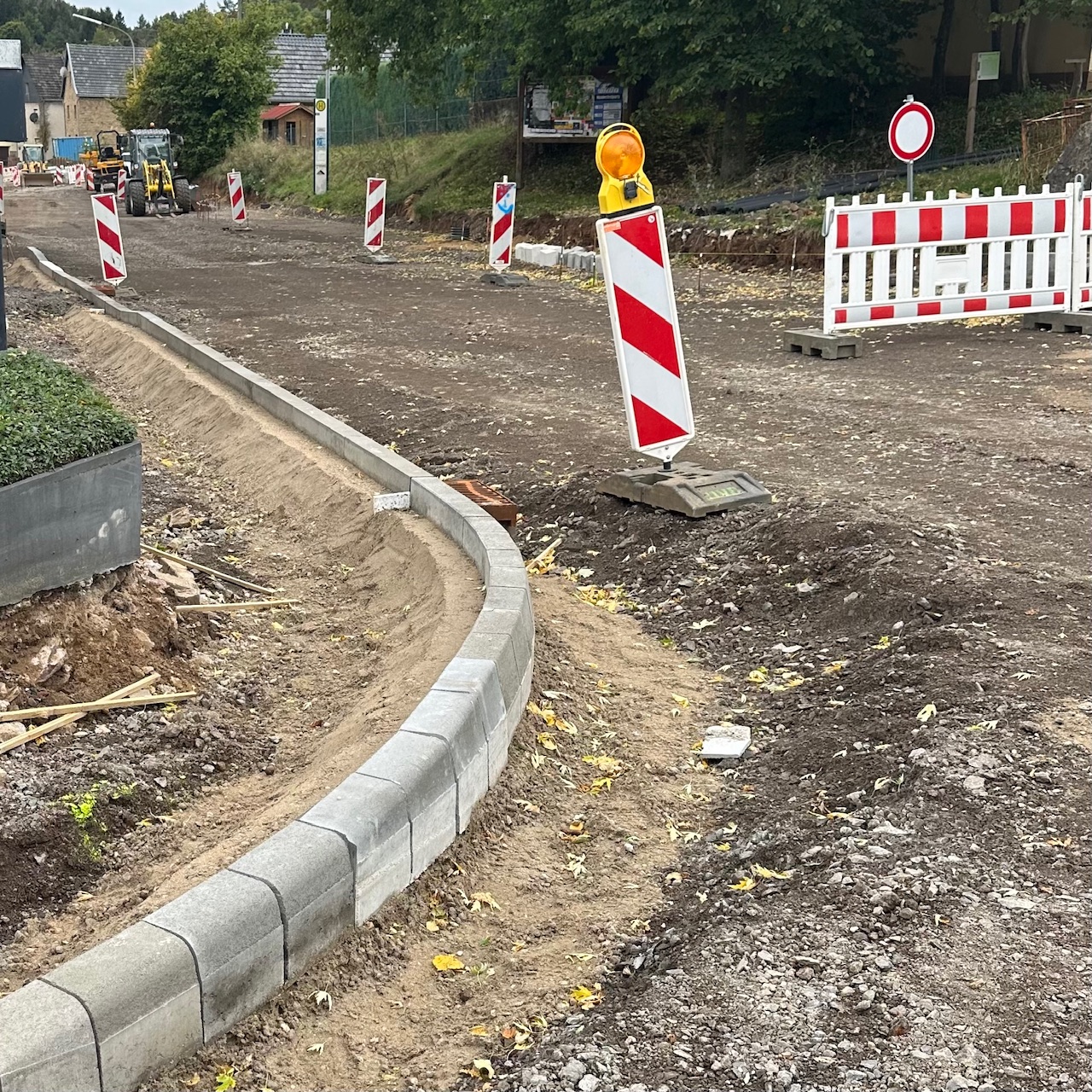 Hauptstraße in Bewegung: Altes weicht, Neues entsteht!