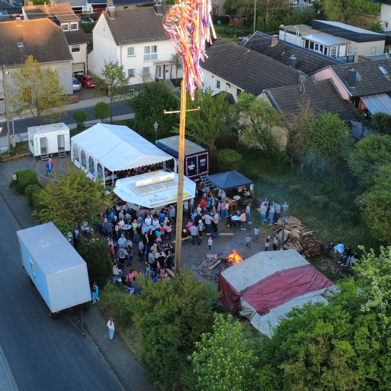 Weyer begrüßt den Mai 