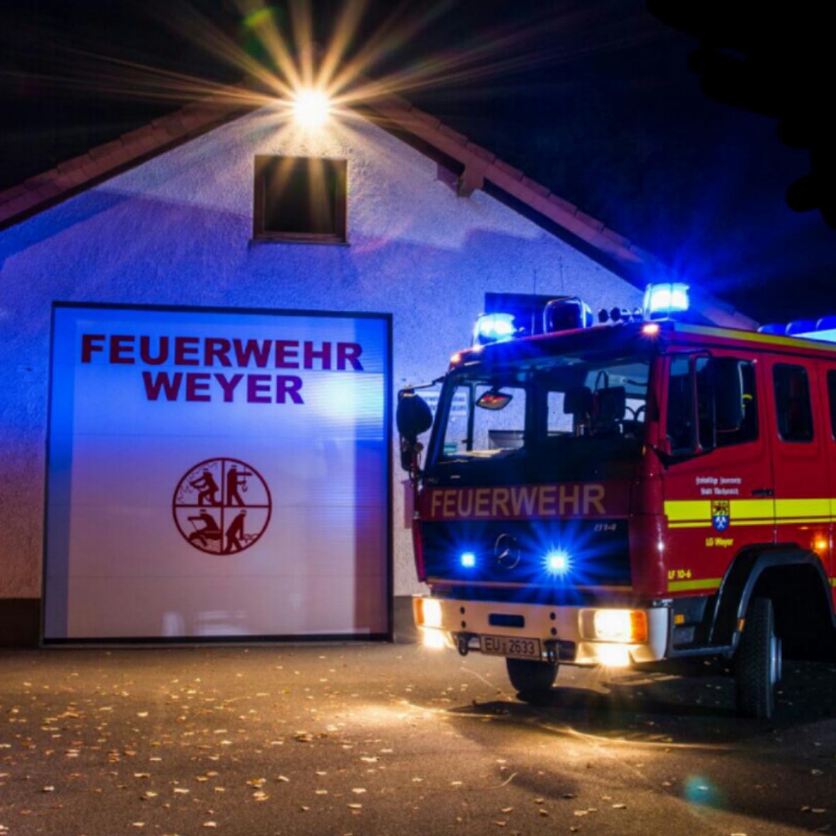 Feuerwehrhaus & Fahrzeug