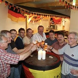 Auch eine „Ersatzkneipe“ eingerichtet