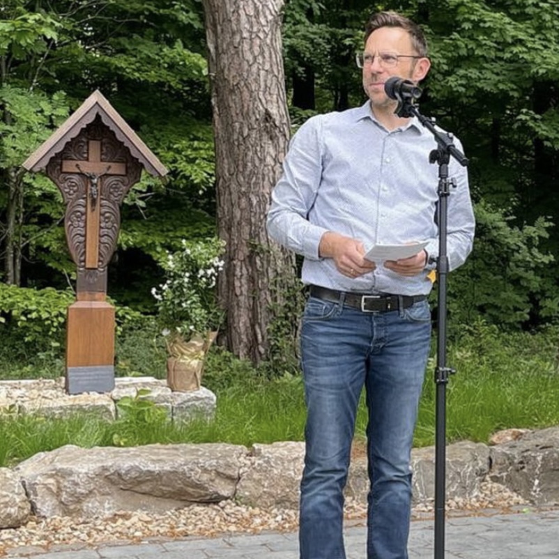 Hermann-Josef-Rast eingeweiht